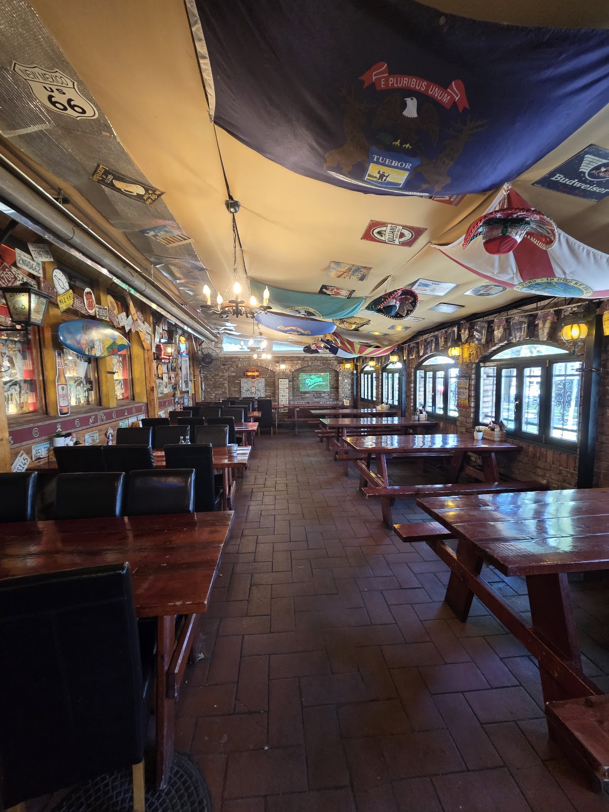 Gringos Cantina