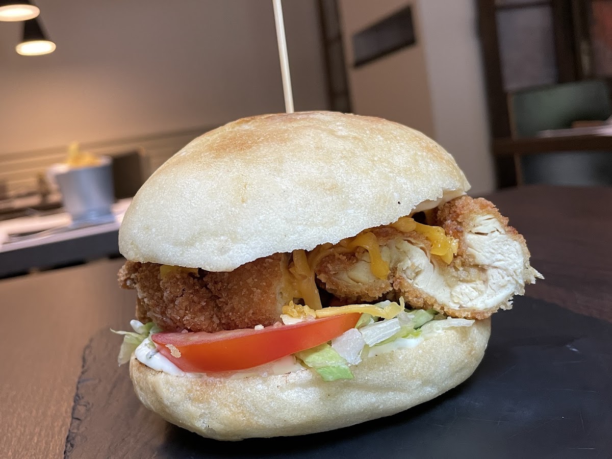 Zero Streetfood & Restaurant