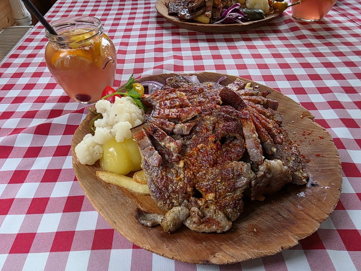 Csülök Bár étterem