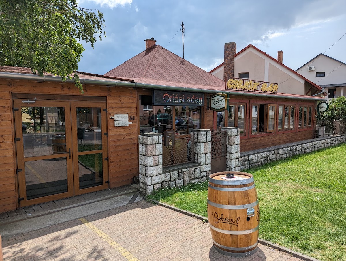 Csülök Bár étterem