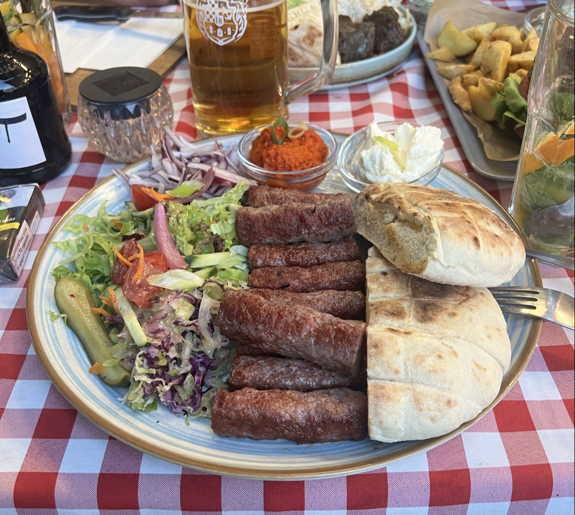 Balkán Bisztró